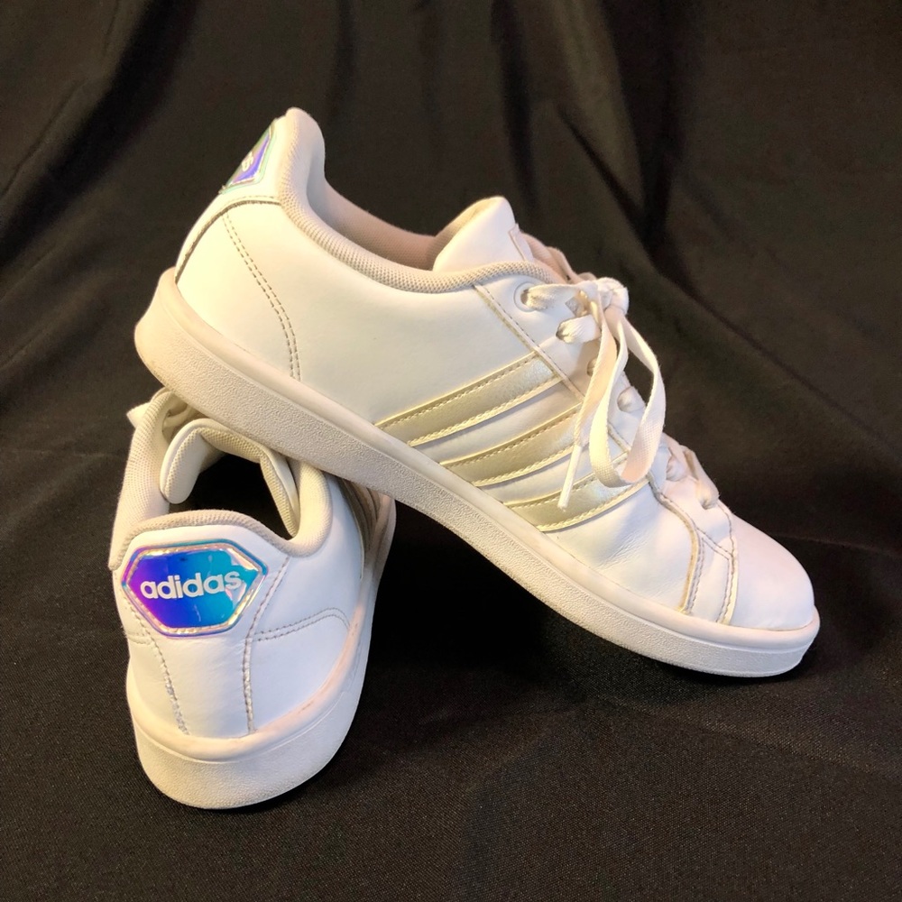 White Adidas cloudfoam sneakers